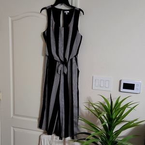 Pinstripes black and white sleeveless crop pants jumpsuit size L $16.